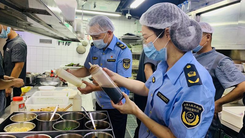 成都零食批发市场：一件代发的奥秘与选择指南