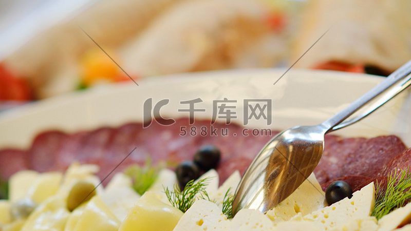 新开粮油店，如何预估利润空间？**